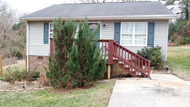 1019 W 7th Avenue, Gastonia, NC 28052