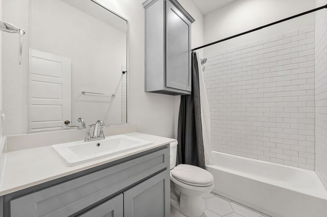 2124 Village Walk Place, Fort Worth, TX 76008