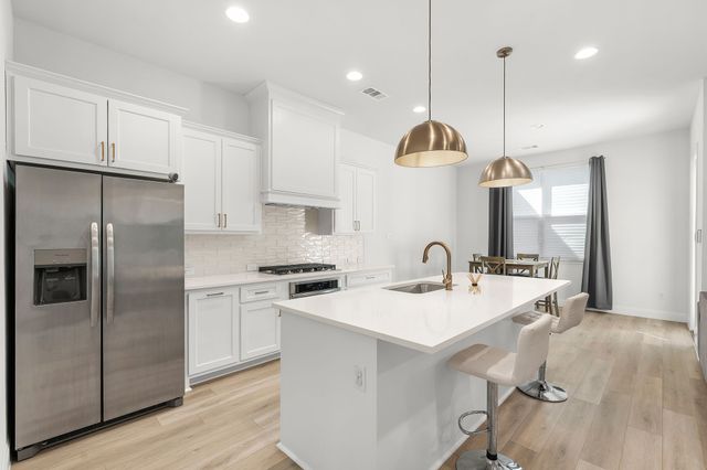 2124 Village Walk Place, Fort Worth, TX 76008