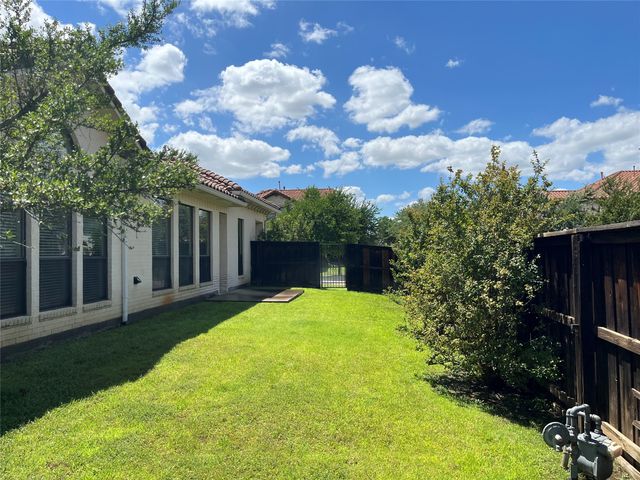 830 La Cima, Irving, TX 75039