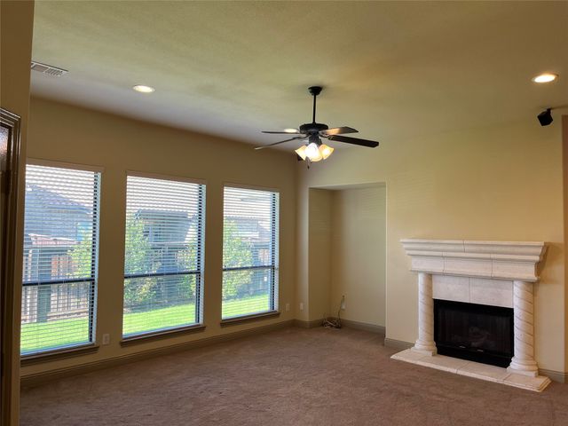 830 La Cima, Irving, TX 75039