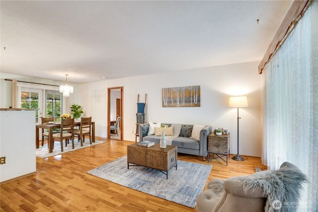 10102 114th Street SW, Lakewood, WA 98498