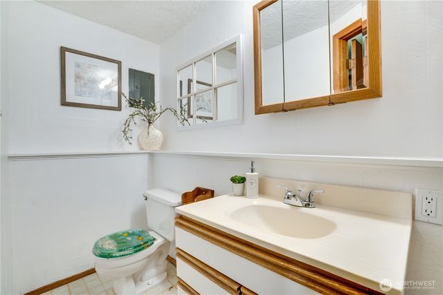 10102 114th Street SW, Lakewood, WA 98498