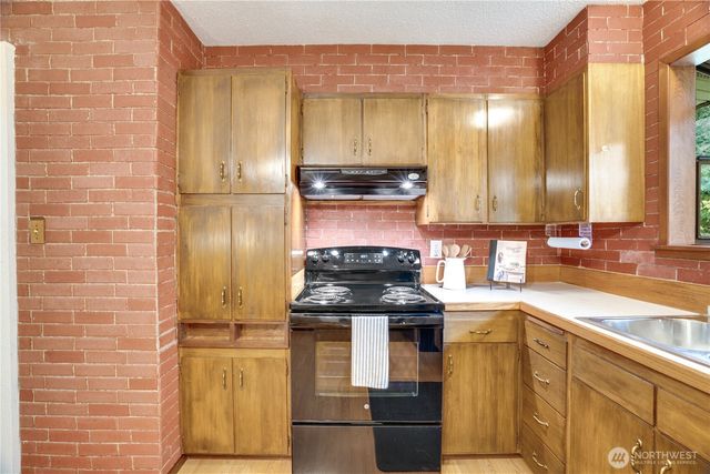 10102 114th Street SW, Lakewood, WA 98498