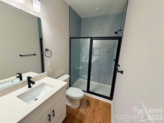 525 N Linwood Avenue, Charlotte, NC 28216