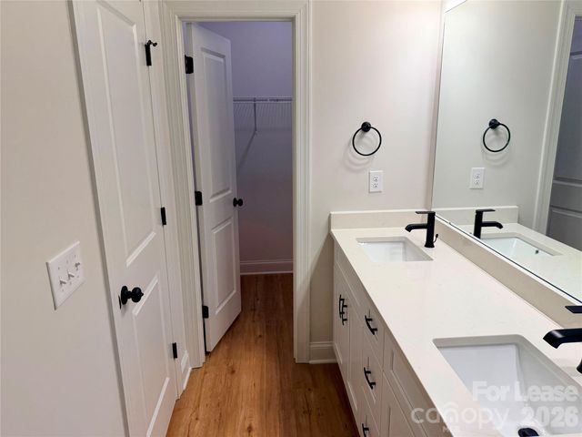 525 N Linwood Avenue, Charlotte, NC 28216