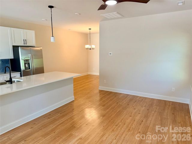 525 N Linwood Avenue, Charlotte, NC 28216