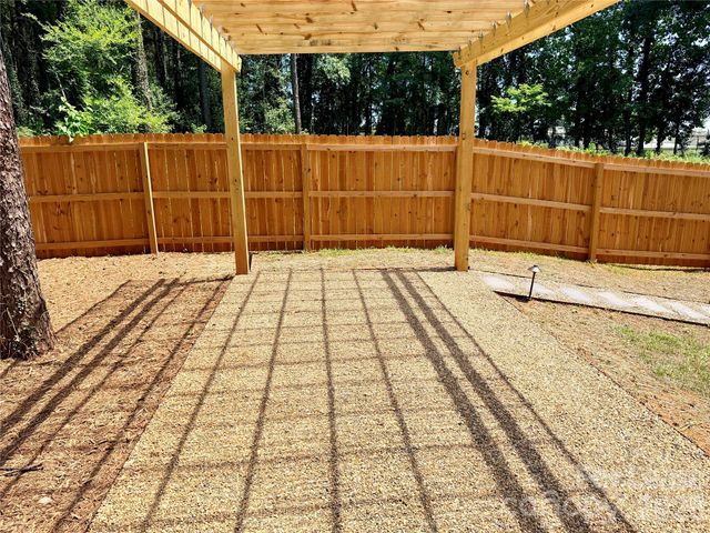 525 N Linwood Avenue, Charlotte, NC 28216