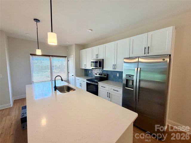 525 N Linwood Avenue, Charlotte, NC 28216