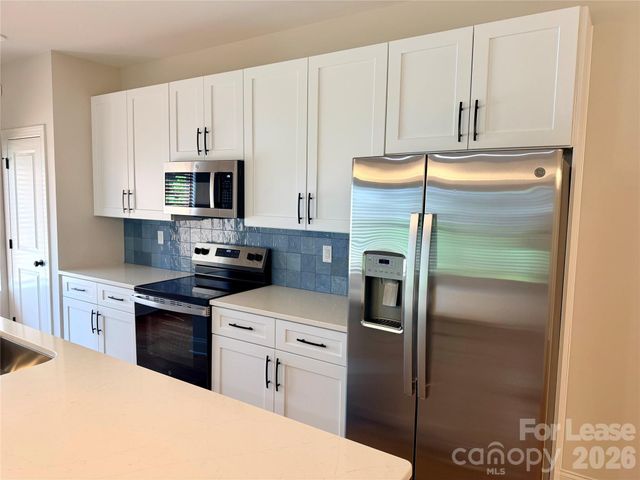 525 N Linwood Avenue, Charlotte, NC 28216