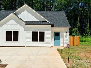 525 N Linwood Avenue, Charlotte, NC 28216