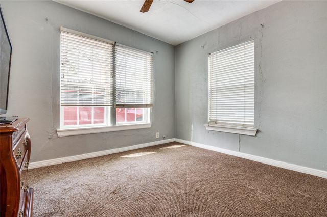 635 Richmondell, Dallas, TX 75211