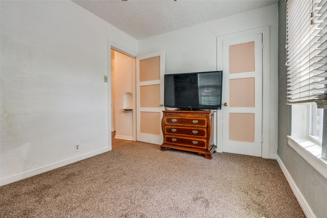 635 Richmondell, Dallas, TX 75211