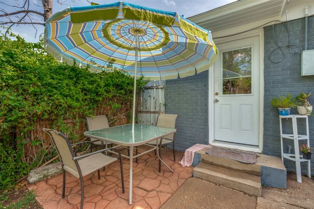 635 Richmondell, Dallas, TX 75211