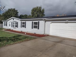 25025 Dunny Street, Elkhart, IN 46514