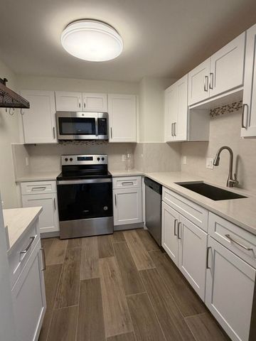 5600 N Flagler Drive 1807, West Palm Beach, FL 33407