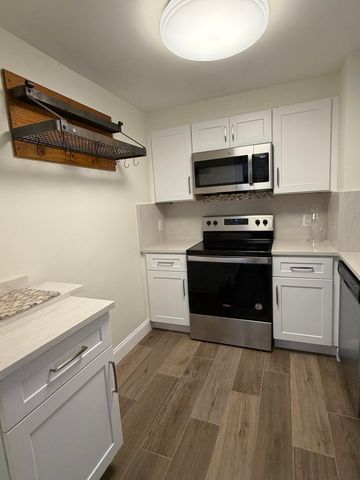 5600 N Flagler Drive 1807, West Palm Beach, FL 33407