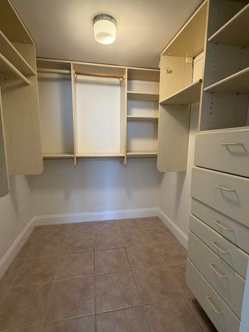 5600 N Flagler Drive 1807, West Palm Beach, FL 33407