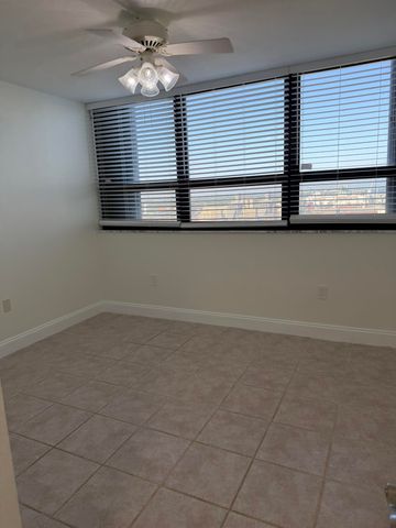 5600 N Flagler Drive 1807, West Palm Beach, FL 33407