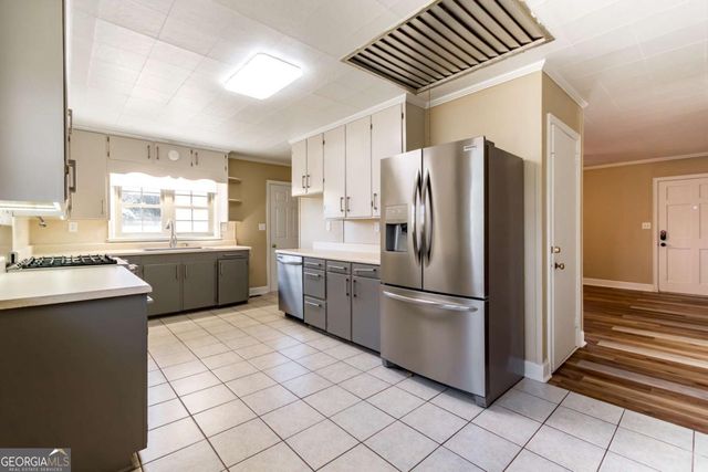 150 Clarks Bridge Road, Gainesville, GA 30501