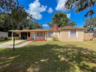 915 LEE STREET, Leesburg, FL 34748