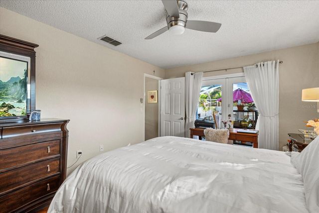 9320 126TH AVENUE, Largo, FL 33773