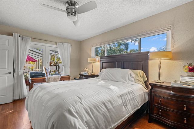 9320 126TH AVENUE, Largo, FL 33773