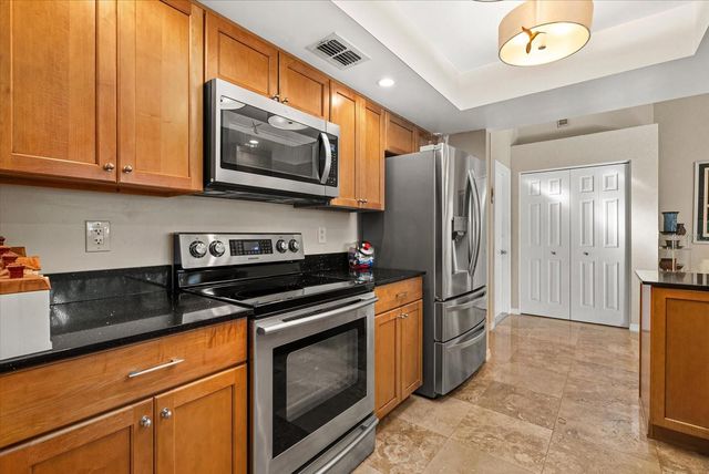 9320 126TH AVENUE, Largo, FL 33773