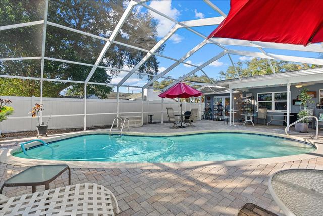 9320 126TH AVENUE, Largo, FL 33773