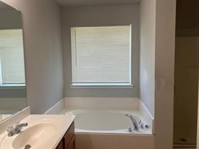 9701 Nixon Drive, Mckinney, TX 75072