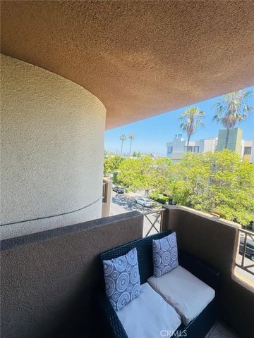 333 Westminster Avenue 304, Los Angeles, CA 90020