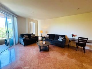 333 Westminster Avenue 304, Los Angeles, CA 90020