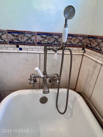 4540 E 8th Street, Tucson, AZ 85711