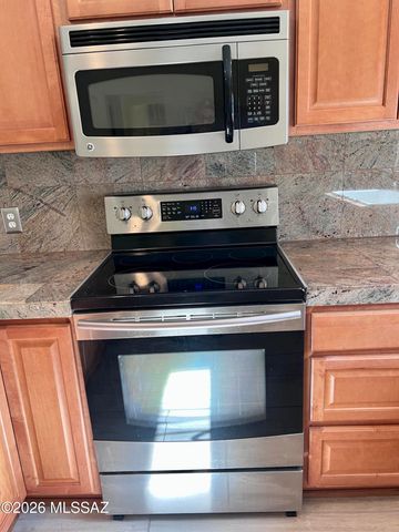 4540 E 8th Street, Tucson, AZ 85711