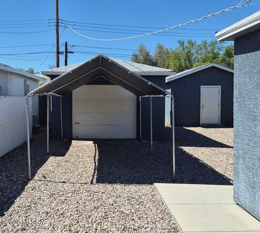 4540 E 8th Street, Tucson, AZ 85711
