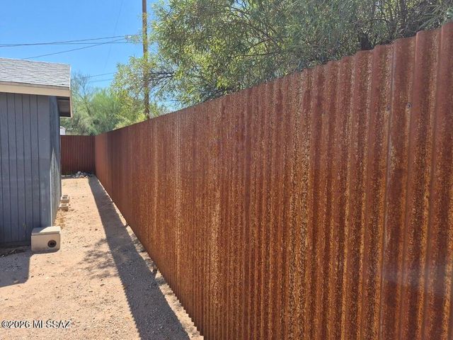 4540 E 8th Street, Tucson, AZ 85711