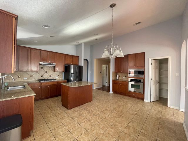 15529 Staked Plains LOOP, Austin, TX 78717