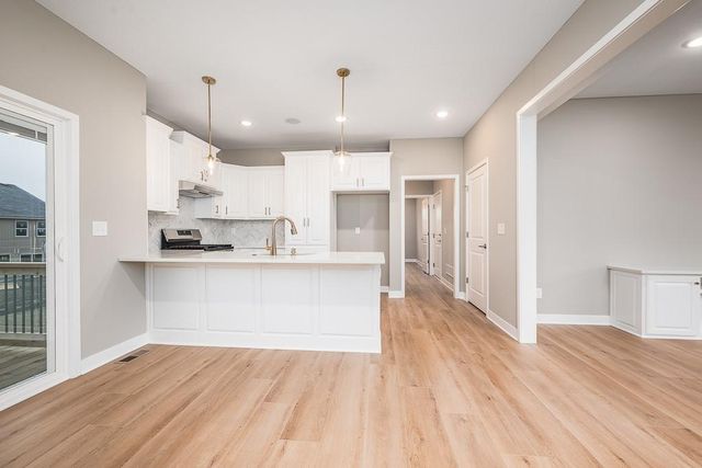 931 168th Court, Basehor, KS 66007