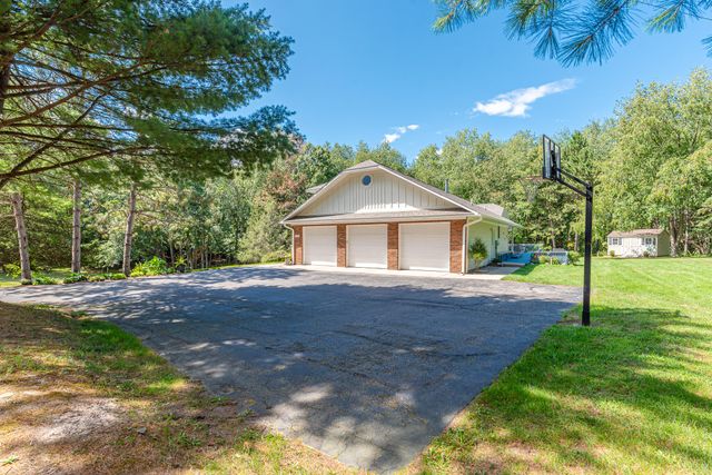 6211 Kies Street Ne, Cannon Twp, MI 49341