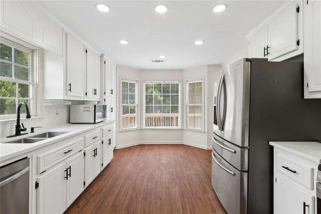 248 Taylors Farm Drive, Canton, GA 30115