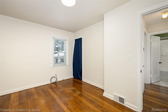 1150 Carol Avenue, Plymouth, MI 48170