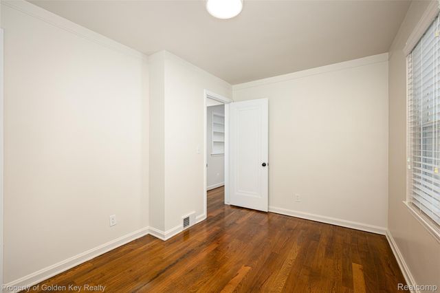 1150 Carol Avenue, Plymouth, MI 48170