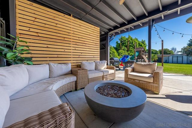 6969 Tower Street, La Mesa, CA 91942