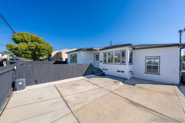 6969 Tower Street, La Mesa, CA 91942