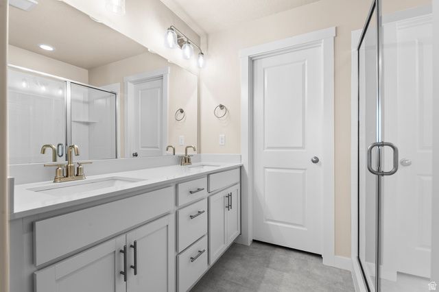 6588 W RAYNOLDS PEAK WAY, West Jordan, UT 84081