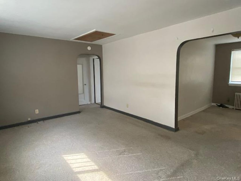 245-39 77th Crescent F-2, Bellerose, NY 11426 — photo 2