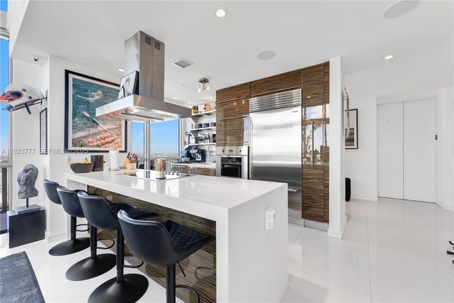 1100 Biscayne Blvd 6307, Miami, FL 33132