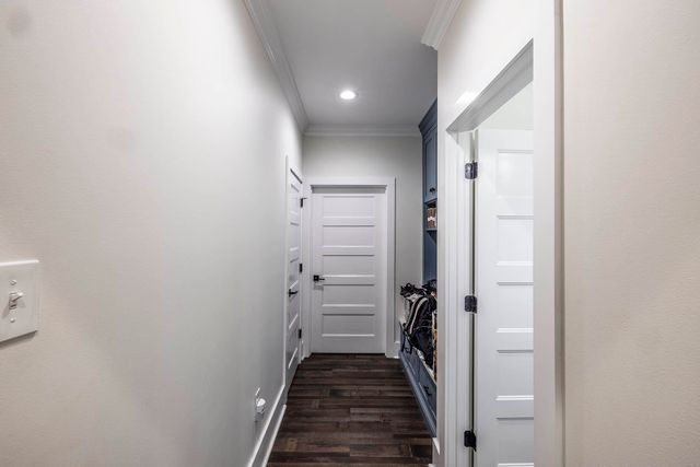 174 Bayou Lafourche Drive, Thibodaux, LA 70301