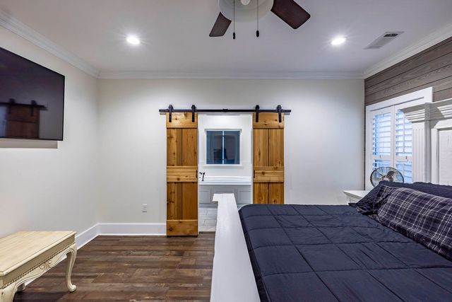 174 Bayou Lafourche Drive, Thibodaux, LA 70301