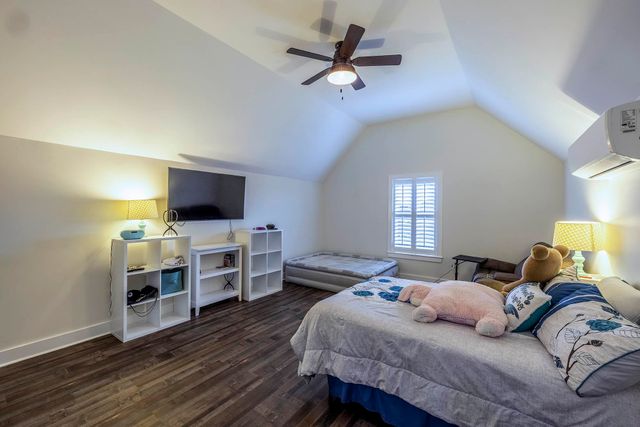 174 Bayou Lafourche Drive, Thibodaux, LA 70301